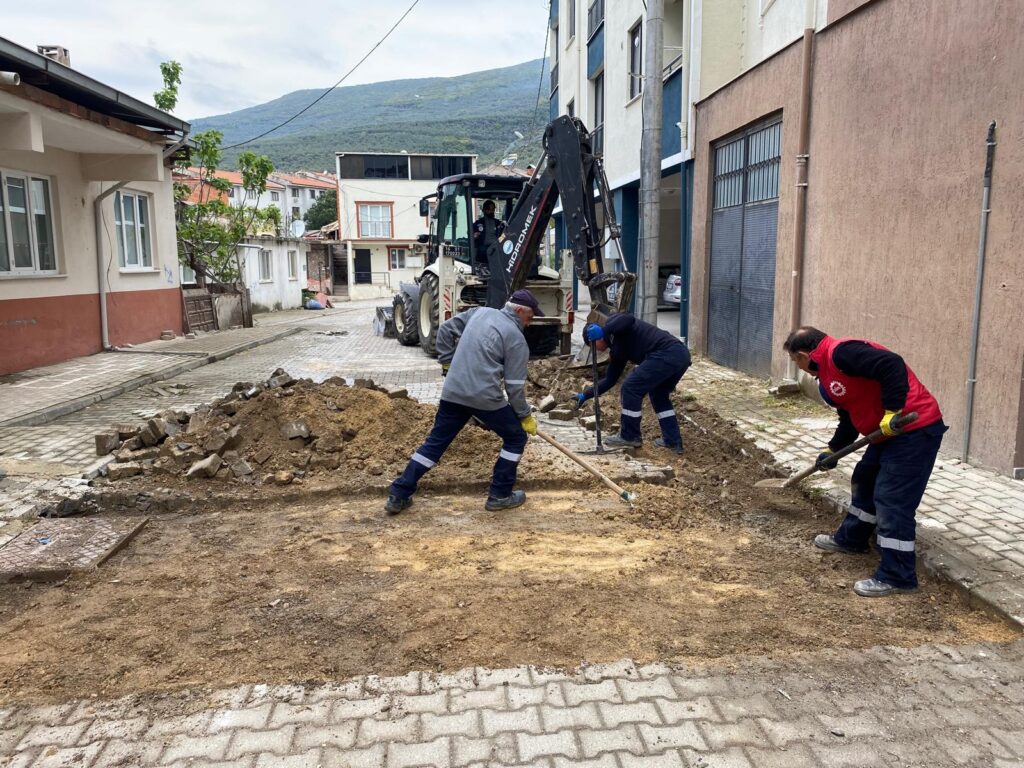 Gemlik’te hızlı onarım mesaisi