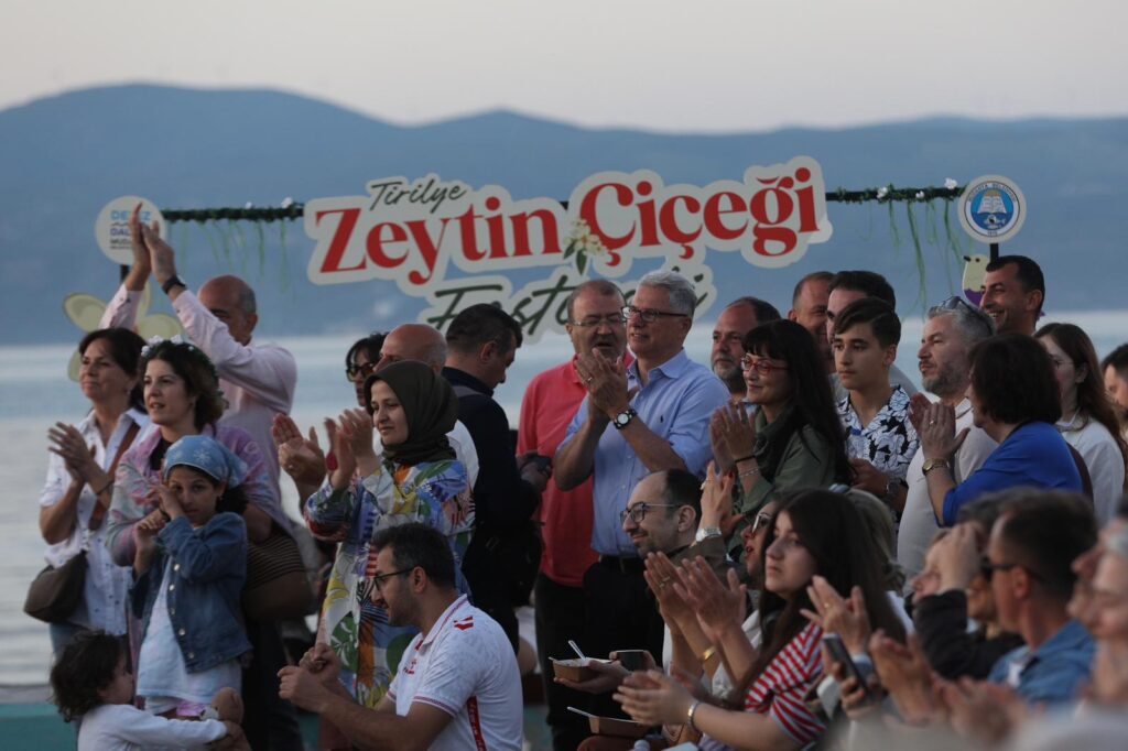 Zeytinin evinde büyük buluşma