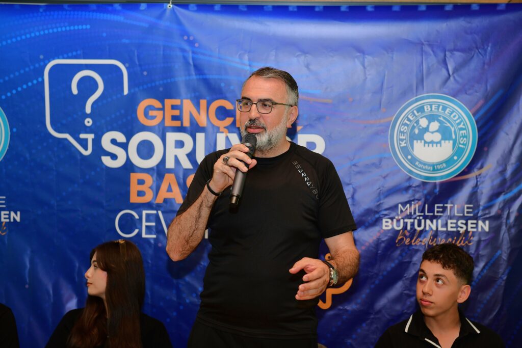 Kestel’de Gençler Sordu Başkan Cevapladı