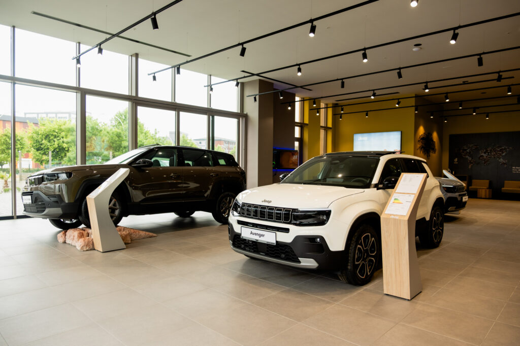 Jeep® Türkiye’de Bayi Ağını Yeni Yatırımlarla Genişletiyor