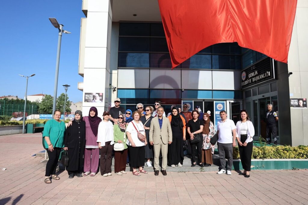 Gemlikli kadınlar Bursa’yı geziyor