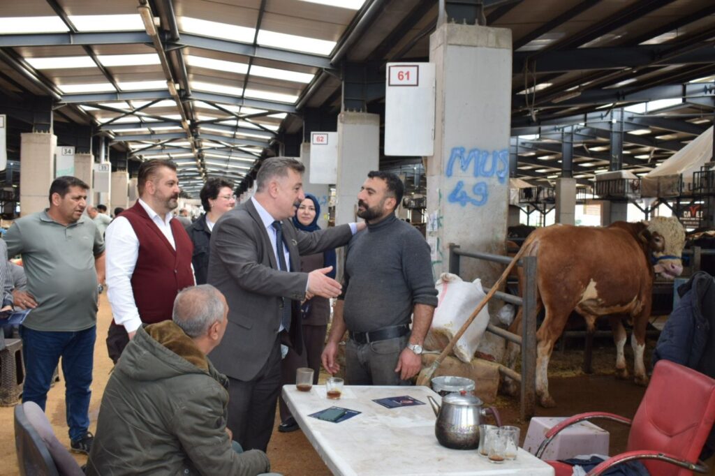 Anahtar Parti’den üreticiye destek