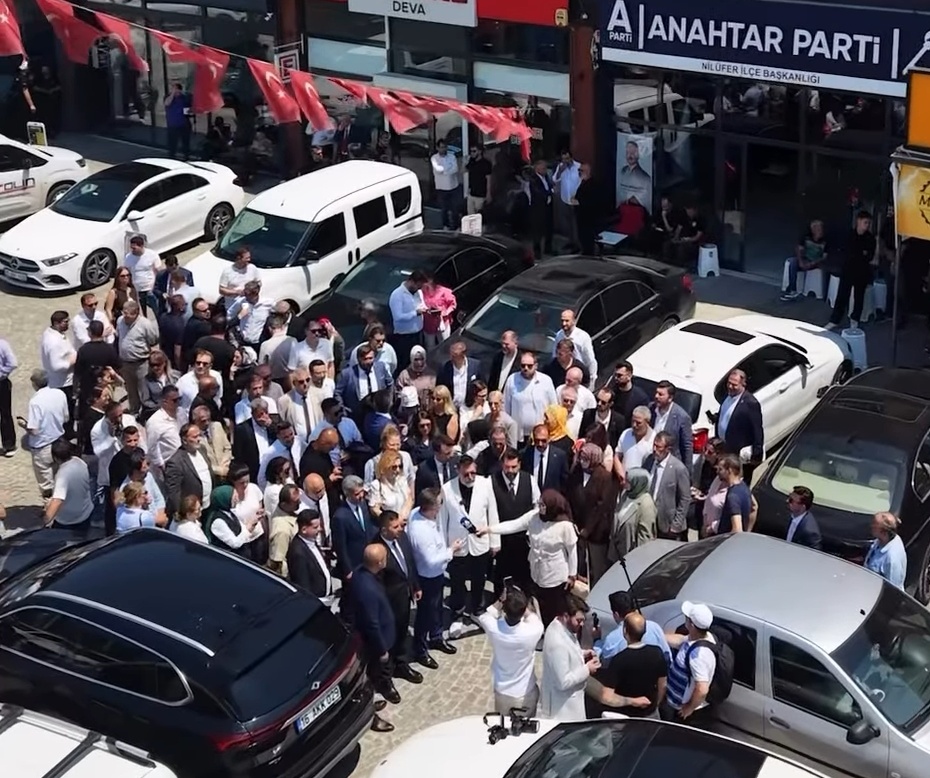 Anahtar Parti Sanayi Sitesinde