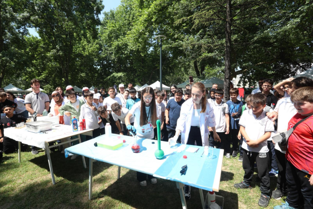 İnegöl’de dev bilim festivali