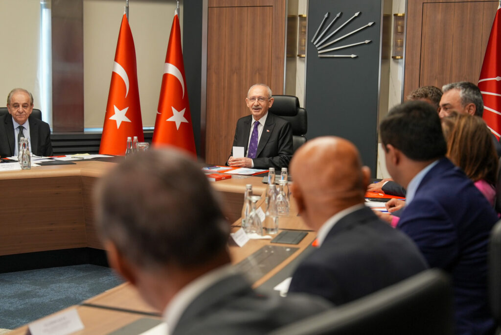 CHP’de Çok Sayıda İl Başkanlığı Değişikliği
