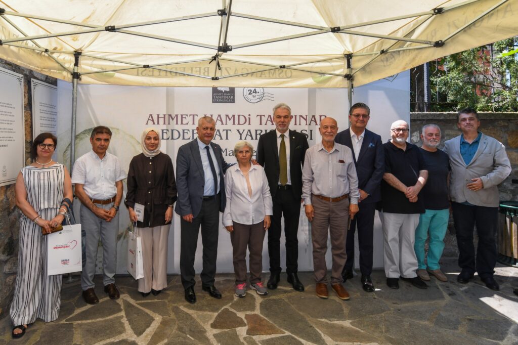 Tanpınar edebiyat ödülleri dağıtıldı