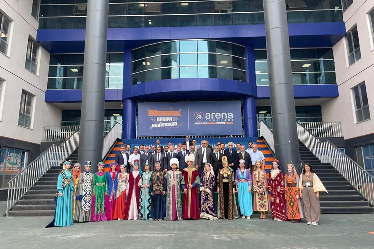 Bursa’nın fethinde görkemli defile