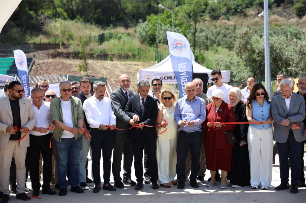 Gemlik’te can dostlara yuva