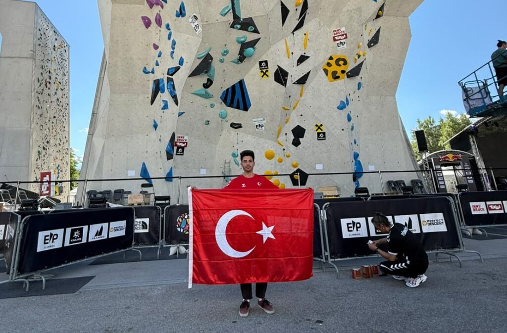 Zirve yarışına İnegöl imzası