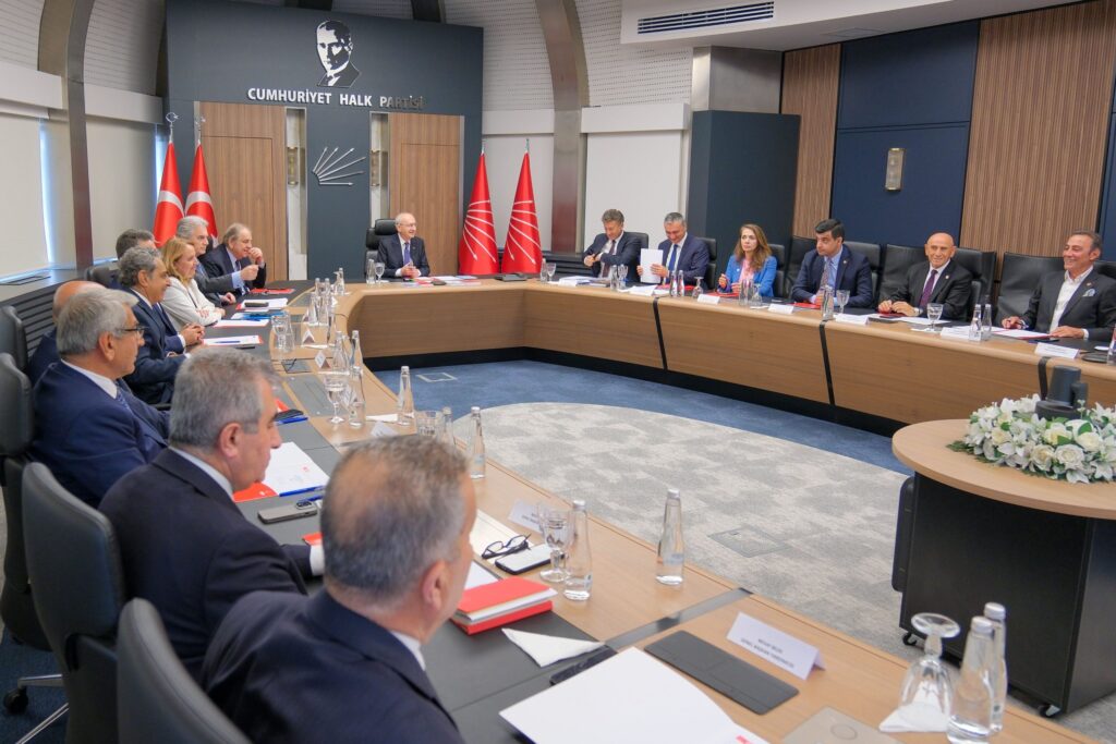 Kılıçdaroğlu Grup Toplantısına Katılacak