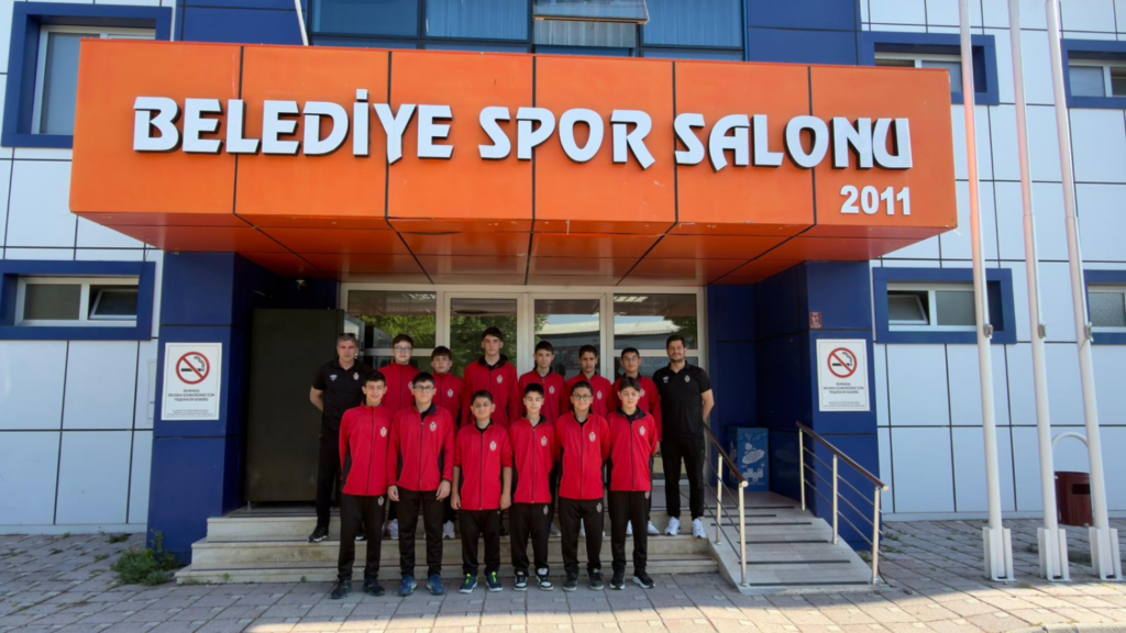 Filenin gençleri sahaya çıkıyor