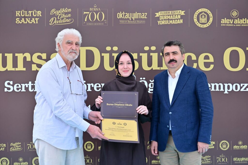 Geleceğin fikir liderleri yetişiyor