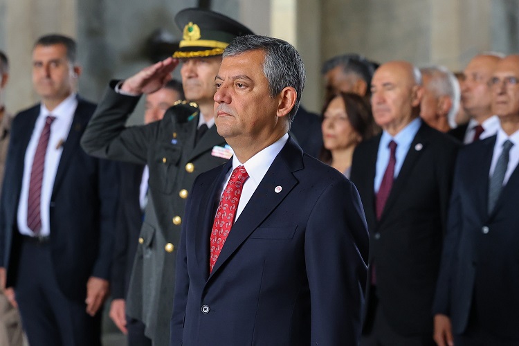 Yeni Parti’nin A Takımı belli oldu
