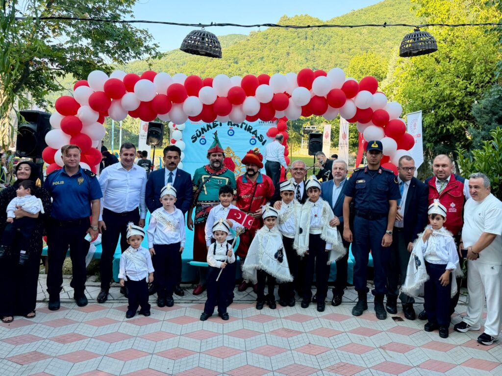 Sultan II. Bayezid’in 530 yıllık sünnet geleneği Yalova’da yaşatıldı