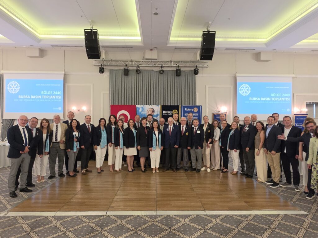 Rotary 2440’da yeni dönem başladı