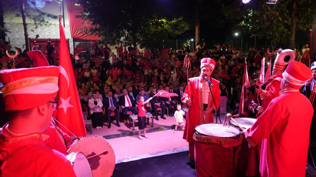 Gürsu Şehitlerini Rahmetle Andı