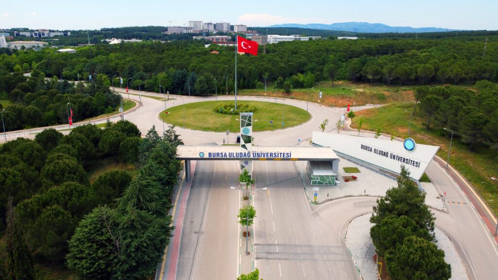 BUÜ’den yeni eğitim modeli