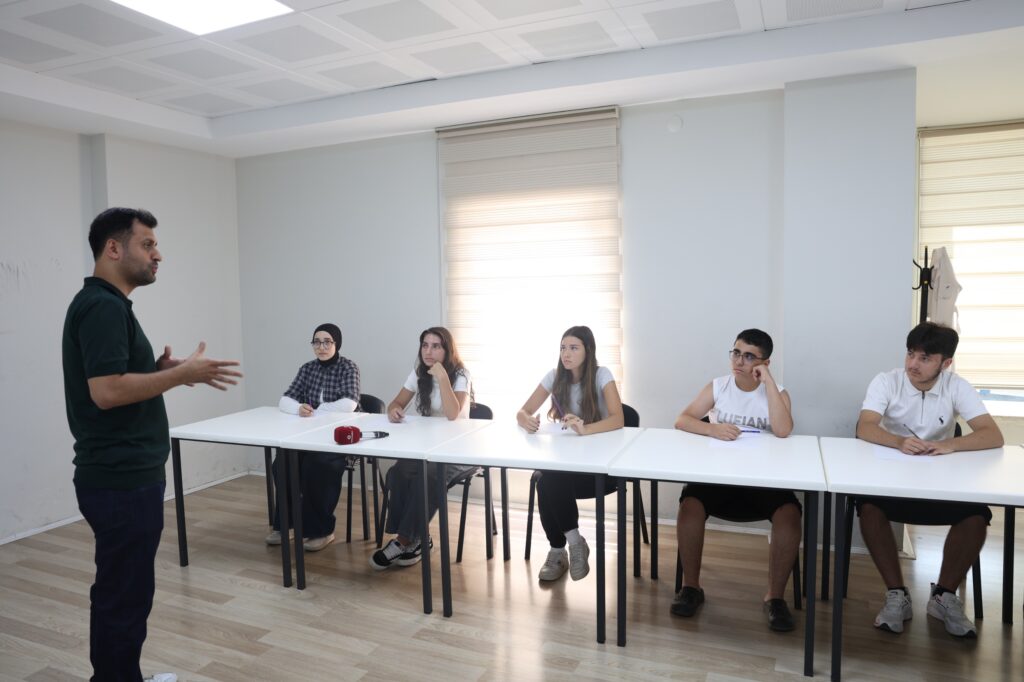 Osmangazi Belediyesi Gençlerin Yanında