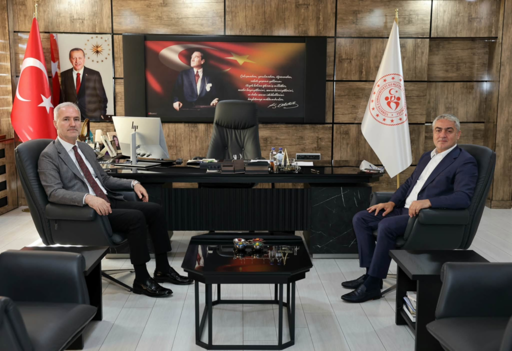 İnegöl’e büyük gençlik merkezi