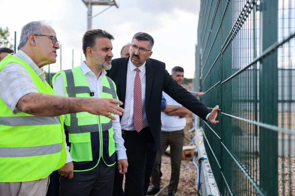 Büyükşehir’den can dostlara yaşam alanı