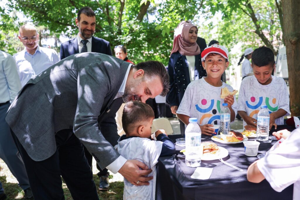 Can dostlara yakın markaj