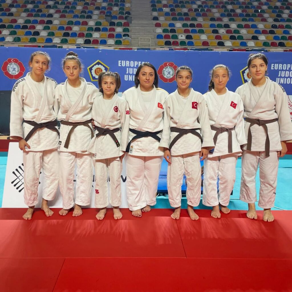 Osmangazi’den Avrupa Kupası’na Milli Çıkarma