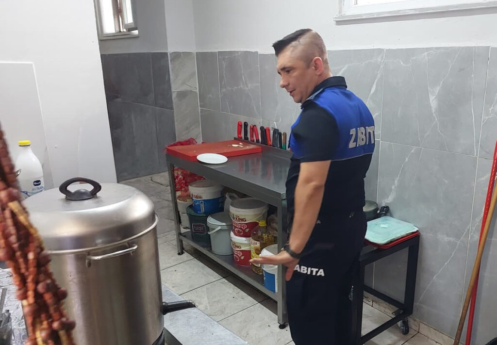 İnegöl zabıtası sahaya çıktı