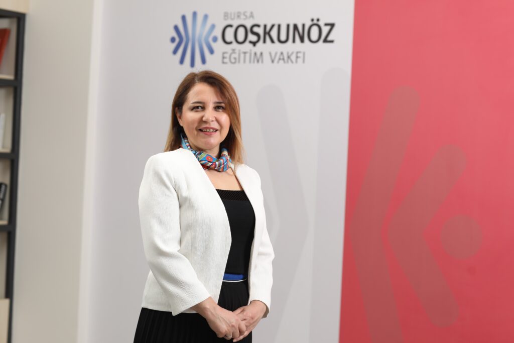 Coşkunöz Eğitim Vakfı’ndan burs desteği