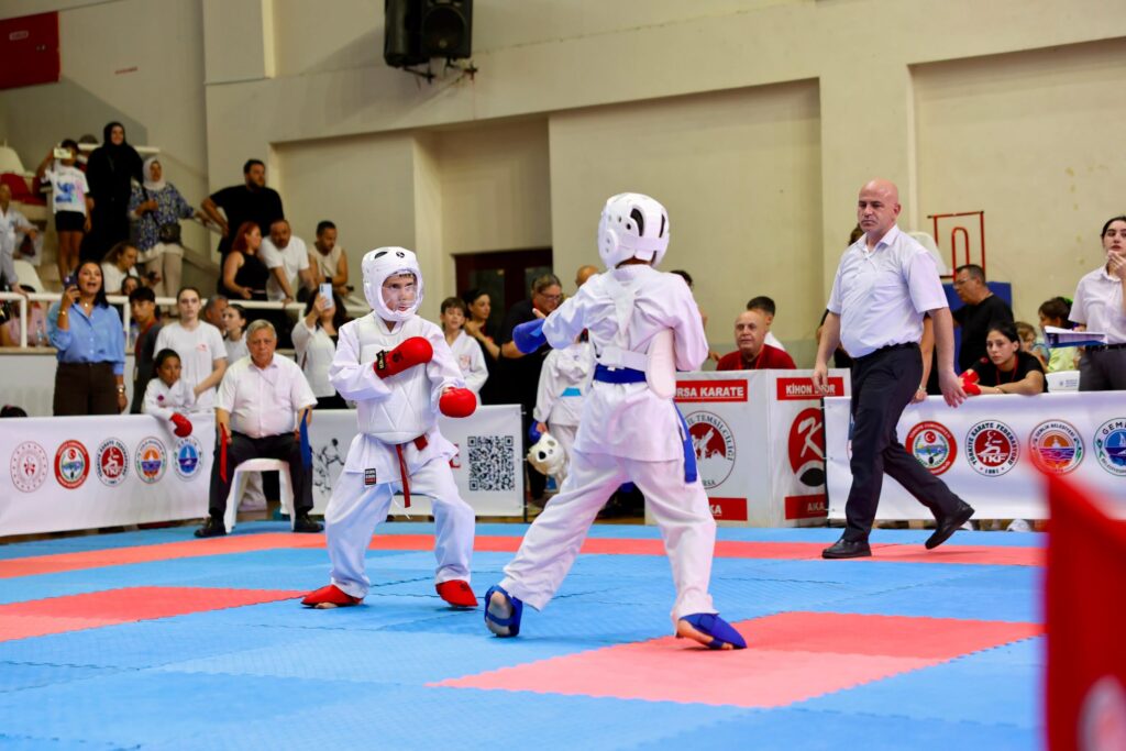 Gemlik’te uluslararası karate heyecanı