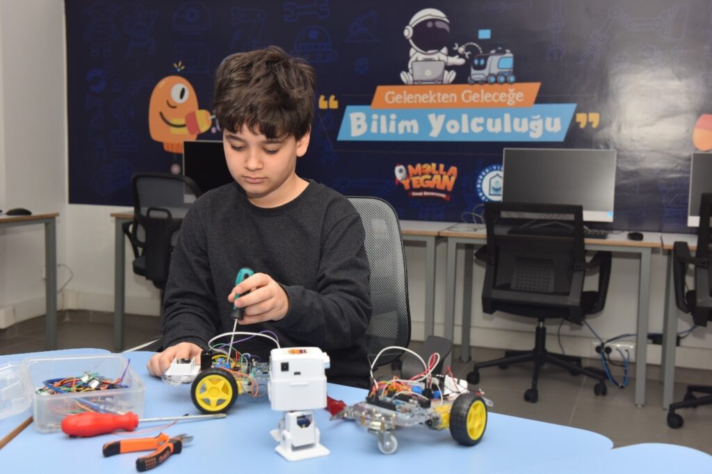 Yıldırım’da anlamlı bilim şenliği