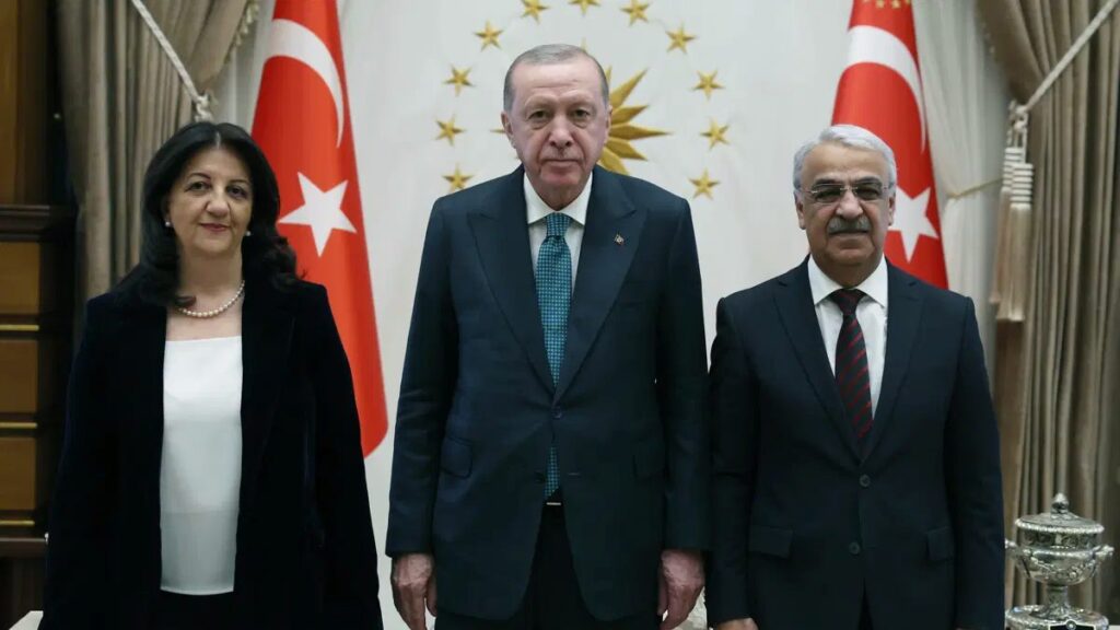 Erdoğan ile DEM Parti Heyeti Beştepe’de Görüştü