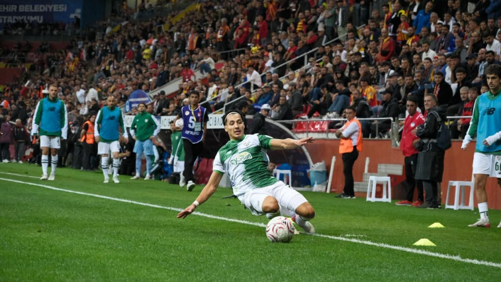 Timsah Kayseri’de şahlandı: Geri döndü, 3 puanı kaptı!