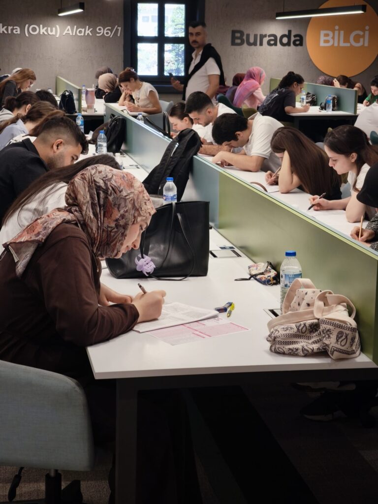 Yıldırım’dan gençlere KPSS desteği