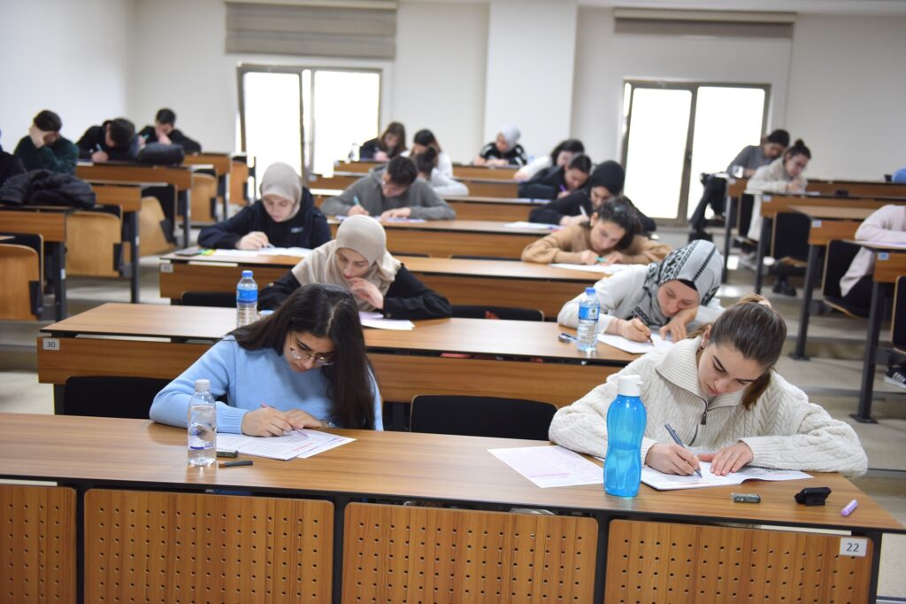 Yıldırım’dan gençlere KPSS desteği
