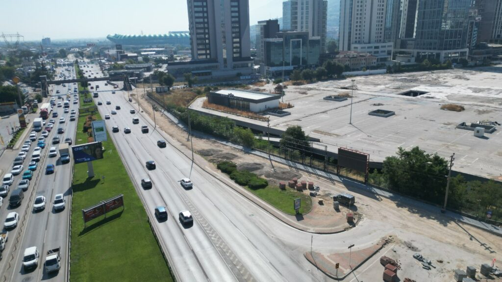 Liman Caddesi’ne modern altyapı