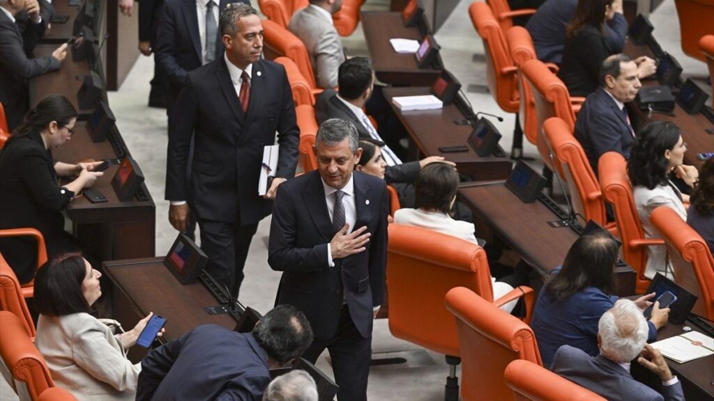 Özgür Özel: Milletvekillerini Vicdanla Serbest Bıraktık