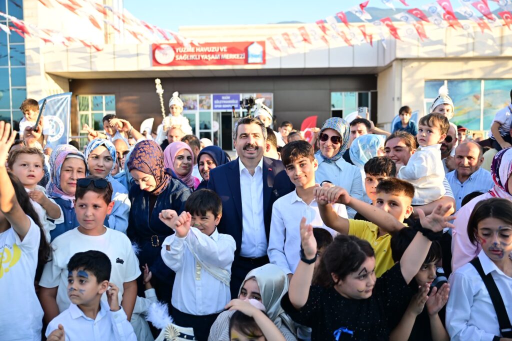 Yıldırım’dan miniklere unutulmaz sünnet şöleni