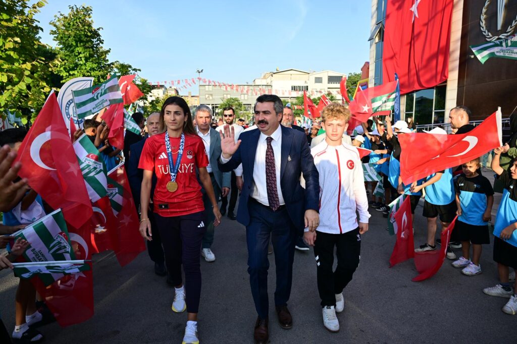 Yıldırım’da gençliğe dev yatırım