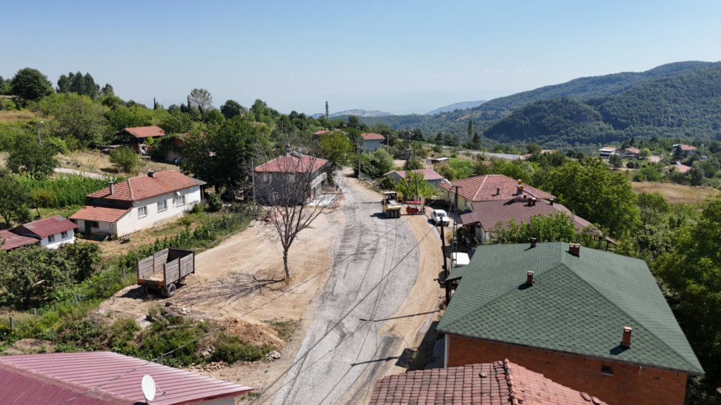 İnegöl’de altı mahalleye yol müjdesi