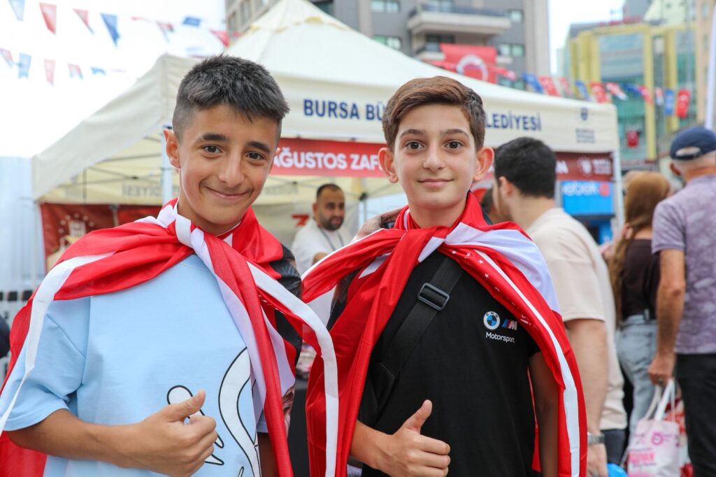 Bursa zafer için yürüyecek