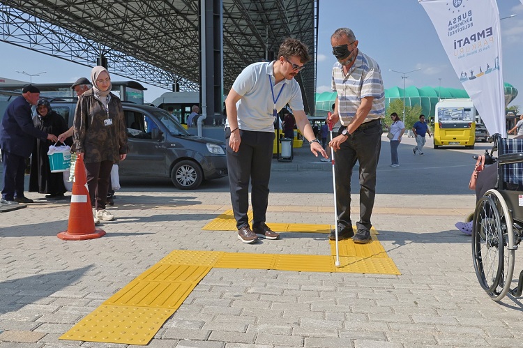 Büyükşehir’den farkındalık için empati parkuru