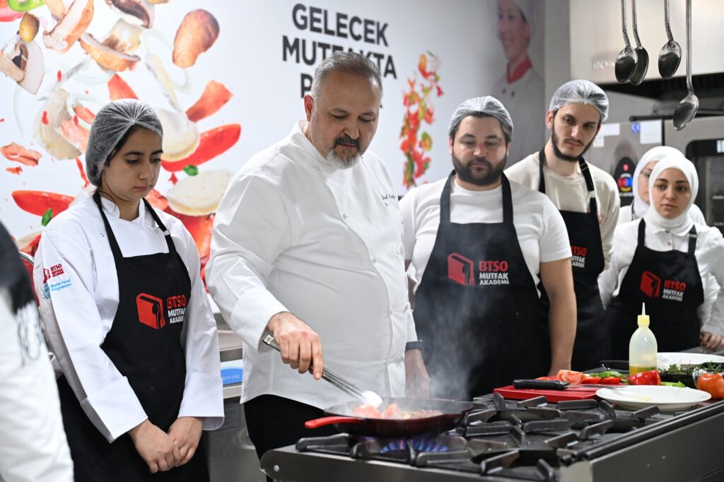 Gastronomi hayali gerçek oldu: BTSO’yla kendi mekânını açtı!