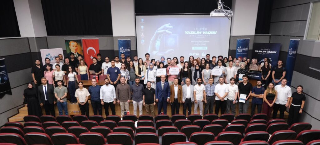 Geleceğin yazılımcıları sahaya indi
