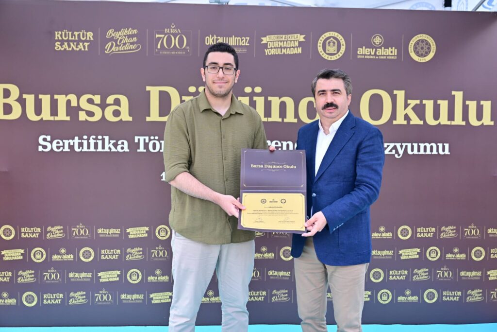 Bursa Düşünce Okulu kapılarını açıyor