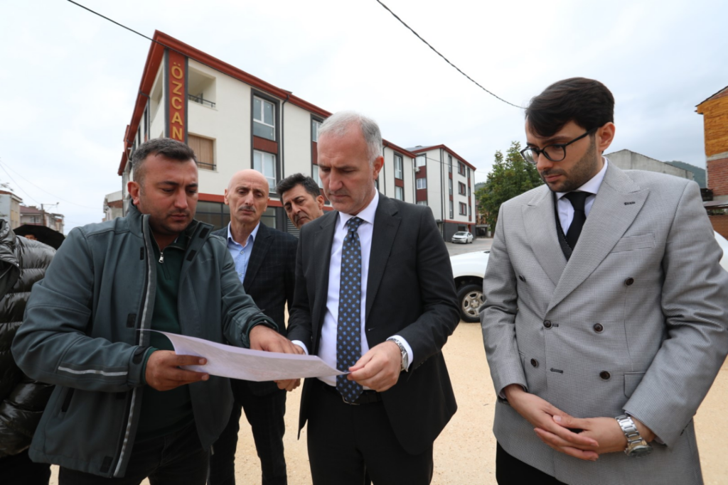 İnegöl sokakları kışa hazırlanıyor
