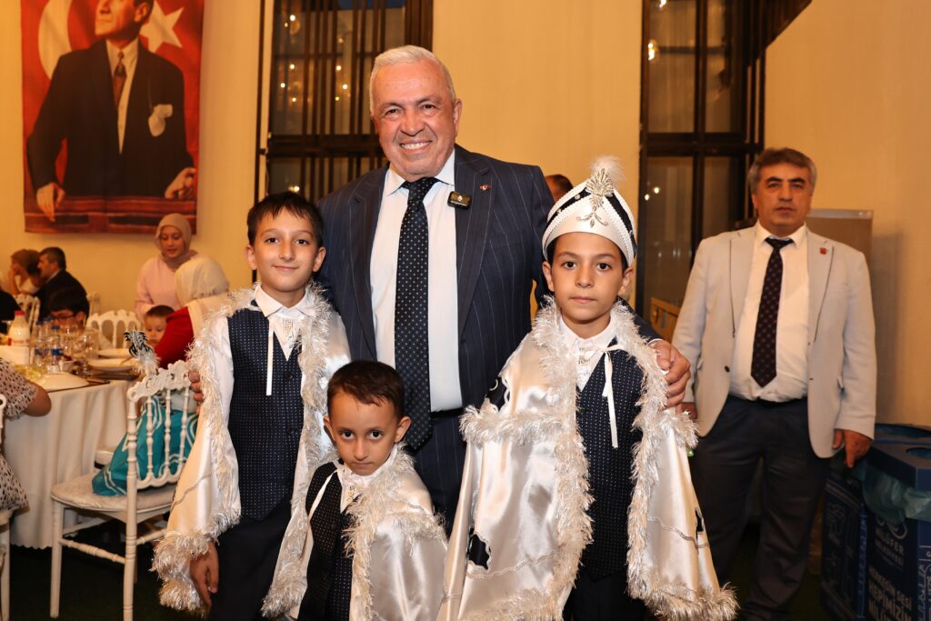 Nilüfer’de dev sünnet şöleni