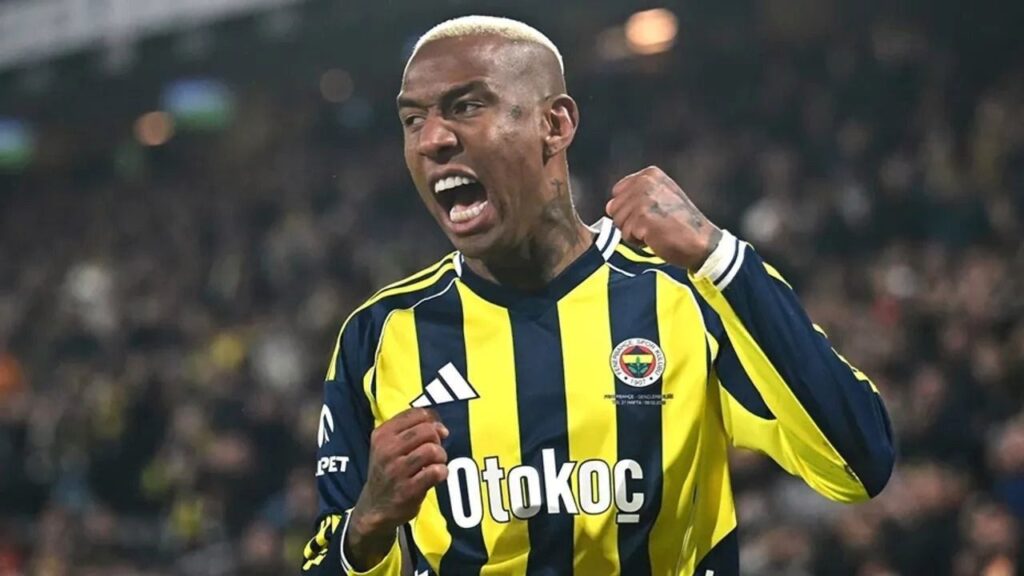 Talisca’nın Fenerbahçe’de Kalma Kararı