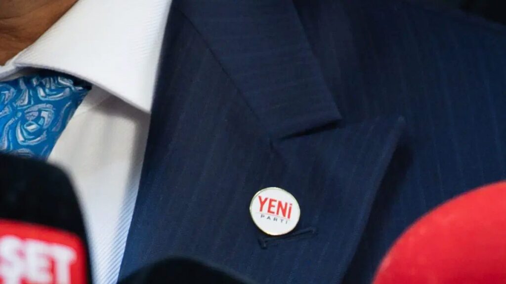 Yeni Parti ismi AYM gündeminde