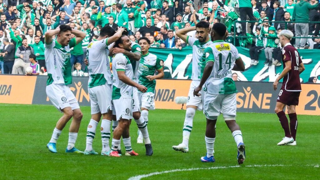Bursaspor’dan Bandırmaspor’a 3 gollü tarife!