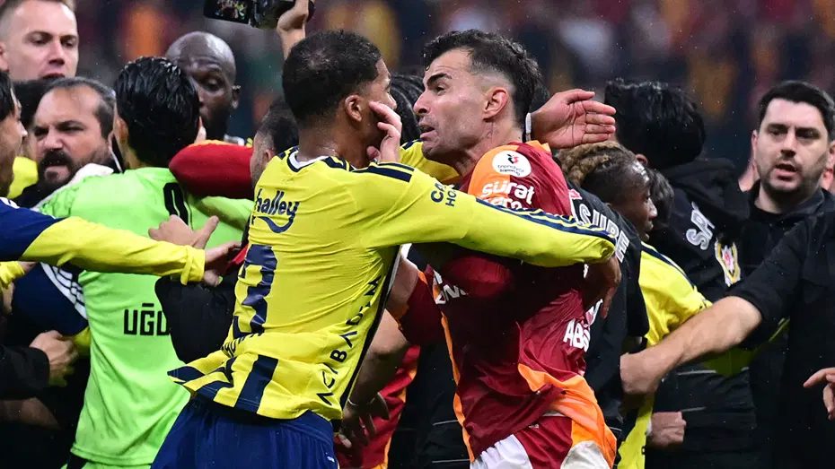 Abdülkerim Bardakcı ve Archie Brown’a ceza verildi